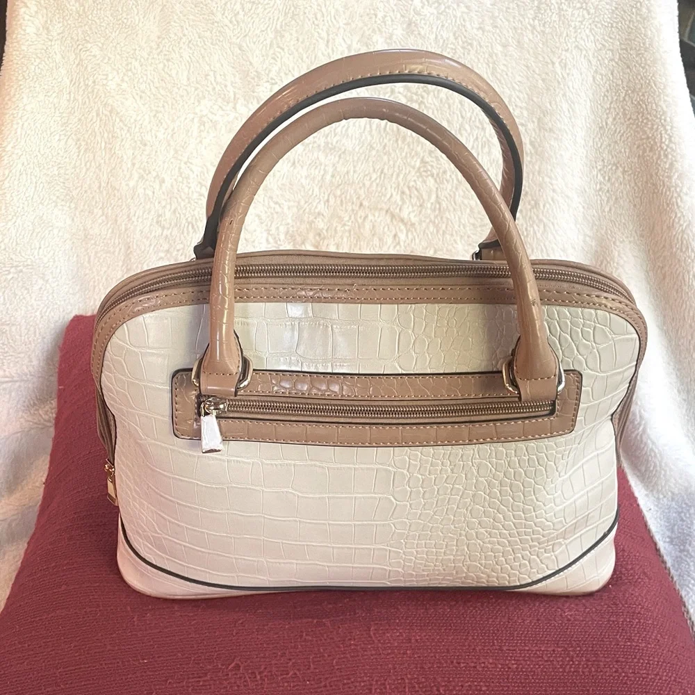 Giani Bernini Croc Embossed Medium Dome Satchel. Cream with tan accents. NWOT